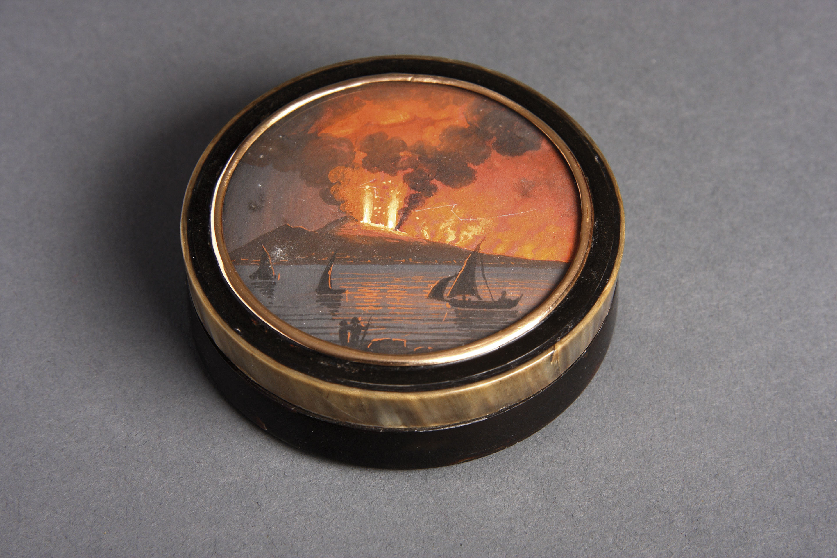 Naples Tortoiseshell Horn and Gold Mounted Double Sided Pocket Snuff Box